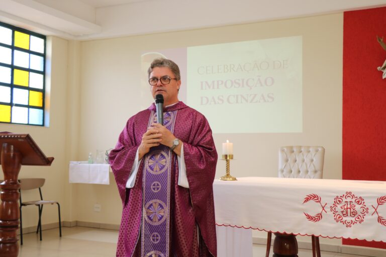 Formação da Espiritualidade Salesiana aborda tema da Quaresma com colaboradores