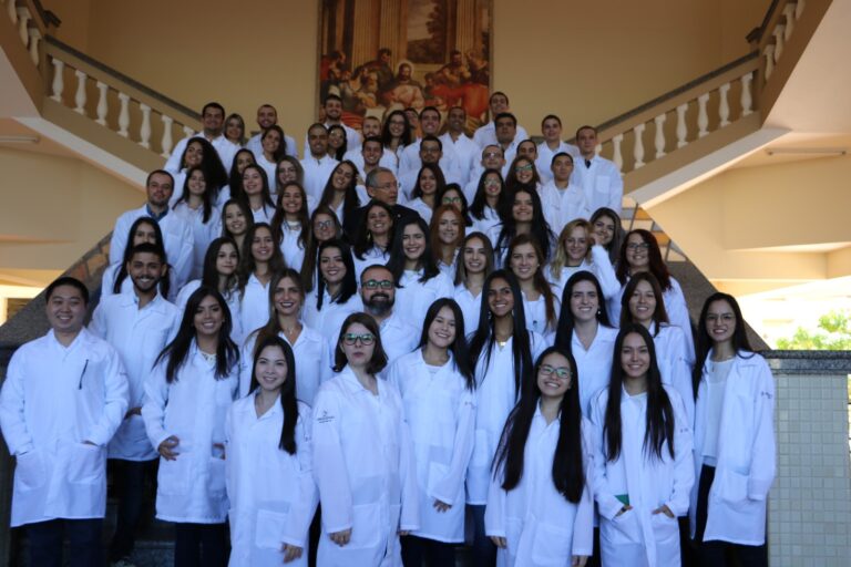 Formatura da 1ª turma de Medicina do UniSALESIANO pelo Mais Médicos acontece nesta semana