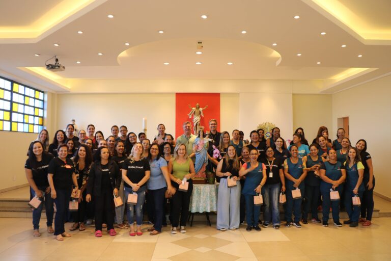 UniSALESIANO celebra Dia das Mães com colaboradoras da Instituição