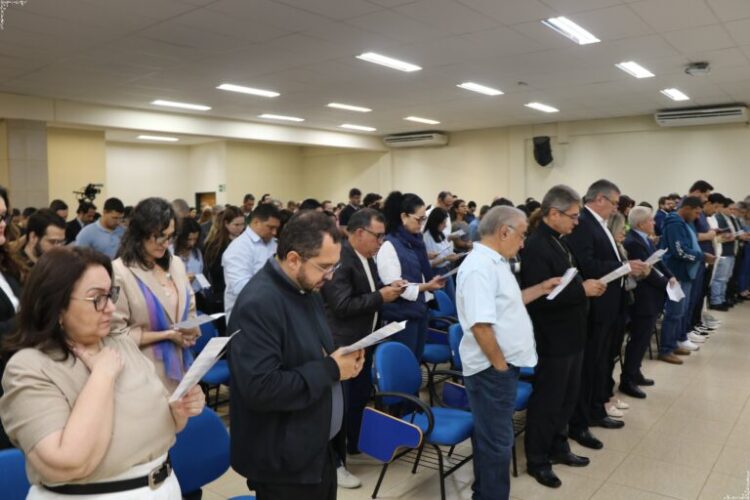 UniSALESIANO inicia 2º semestre com reunião marcada por reflexão sobre educação e tecnologia