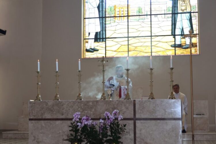 UniSALESIANO celebra Missas de Páscoa com mensagens de fé e esperança
