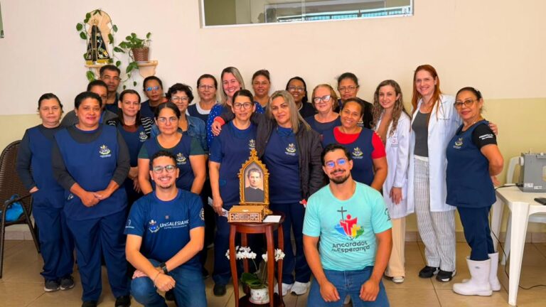 Peregrinação de nicho com a Imagem de Dom Bosco fortalece o carisma no UniSALESIANO